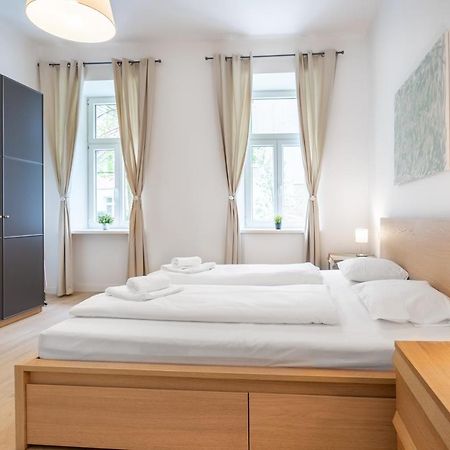 Cottageviertel - Stilvolles Apartment In Parknahe Виена Екстериор снимка